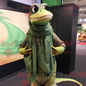 Olive Titanoboa Maskottchen...