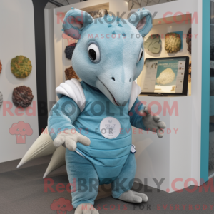 Sky Blue Armadillo mascotte...