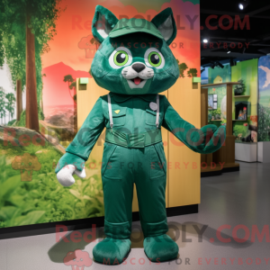 Máscara de gato verde...