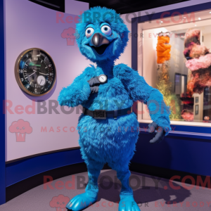 Uma figura de máscara de...