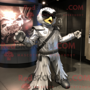 Silver Hawk maskot kostume...