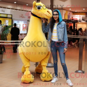 Citrongul Camel maskot...