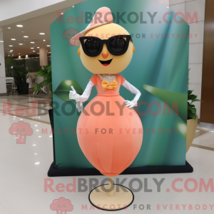 Peach Hourglass Maskottchen...