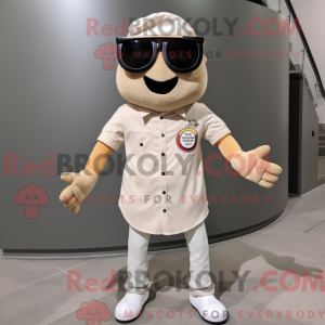 Beige Shakshuka mascot...