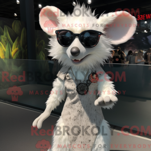 Hvit Aye-Aye...