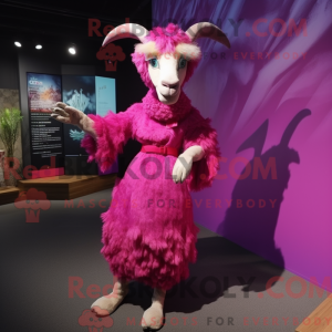 Magenta Angora ged maskot...