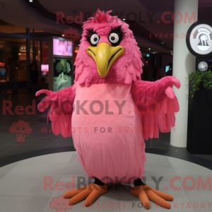 Figura de máscara de falcão...