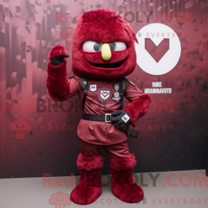 Maroon Commando maskot...