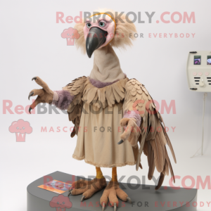 Postava maskota Tan Vulture...