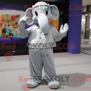 Uma máscara de elefante...