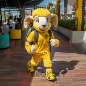 Yellow Ram maskot kostume...