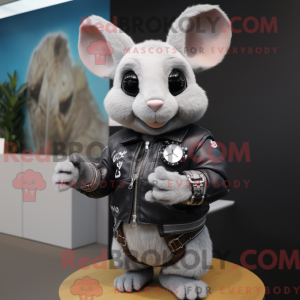Uma figura de máscara de...