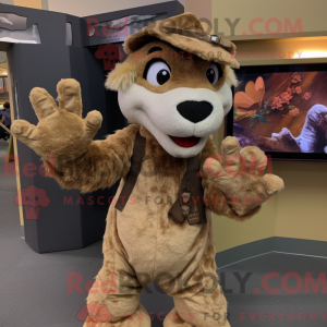 Tan Deinonychus mascot...