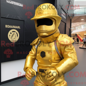 Gold Commando maskot...