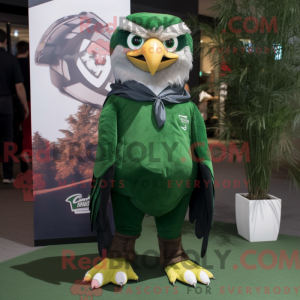 Forest Green Falcon maskot...
