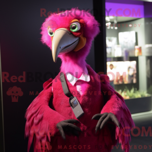 Magenta Dodo Bird maskot...