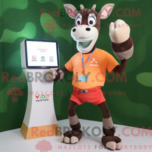 Pfirsich-Okapi-Maskottchen-...