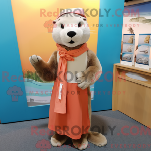 Peach Otter...