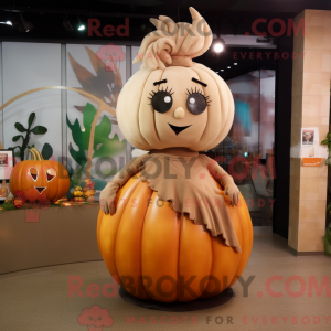 Tan Pumpkin maskot...