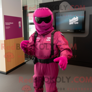 Magenta Para Commando...