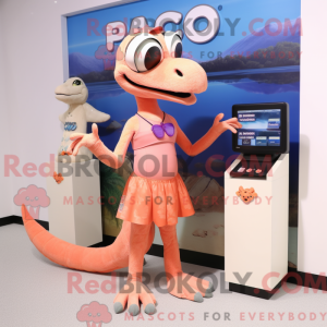Peach Deinonychus maskot...
