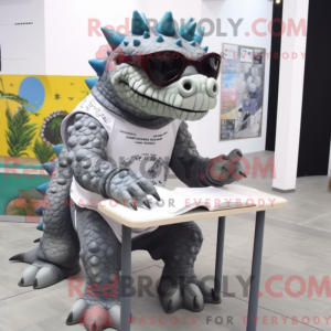 Grå Ankylosaurus maskot...