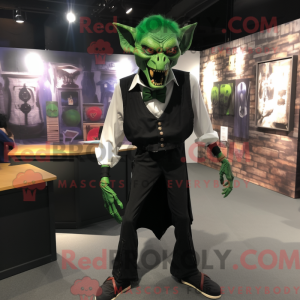 Forest Green Vampire maskot...