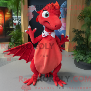 Personaggio mascotte rosso...