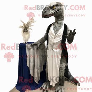 Sølv Deinonychus maskot...