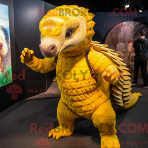 Gul Pangolin maskot kostume...