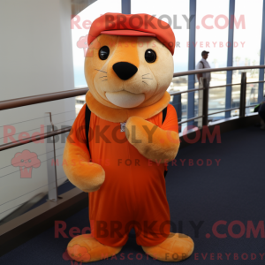 Orange Sea Lion maskot...