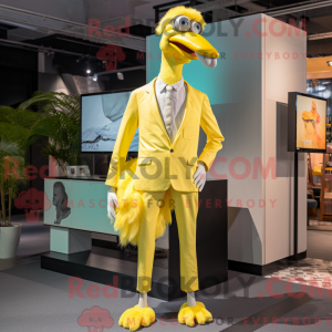 Citrongul struds maskot...