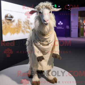 Beige angora geit maskot...