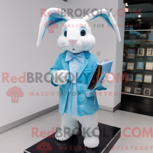 Sky Blue Rabbit maskot...