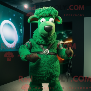 Forest Green Sheep maskot...