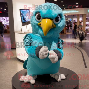 Postava maskota Cyan Falcon...