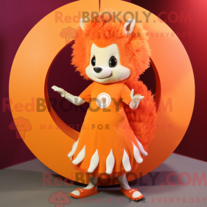 Postava maskota oranžového...