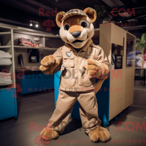 Tan Puma maskotdraktfigure...