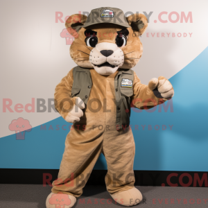Tan Puma maskot kostume...