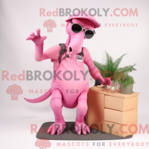 Rosa Parasaurolophus maskot...