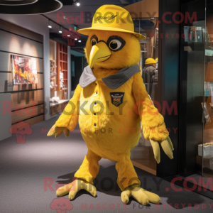 Yellow Hawk maskot kostume...
