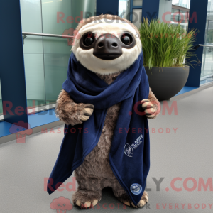 Navy Sloth maskotdraktfigur...