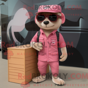 Pink Mongoose maskot...