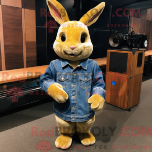 Gold Rabbit maskot...