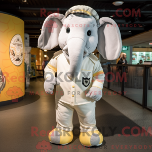 Cream Elephant maskot...