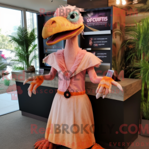 Peach Deinonychus...