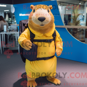 Gul Capybara maskot kostume...