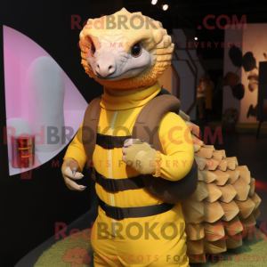 Disfraz de mascota pangolín...