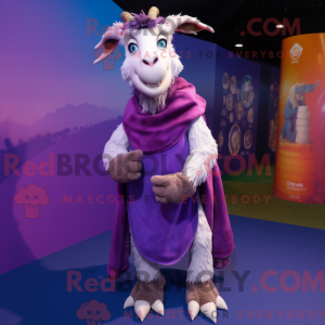 Purple Goat maskot...