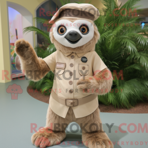 Tan Sloth maskot kostume...